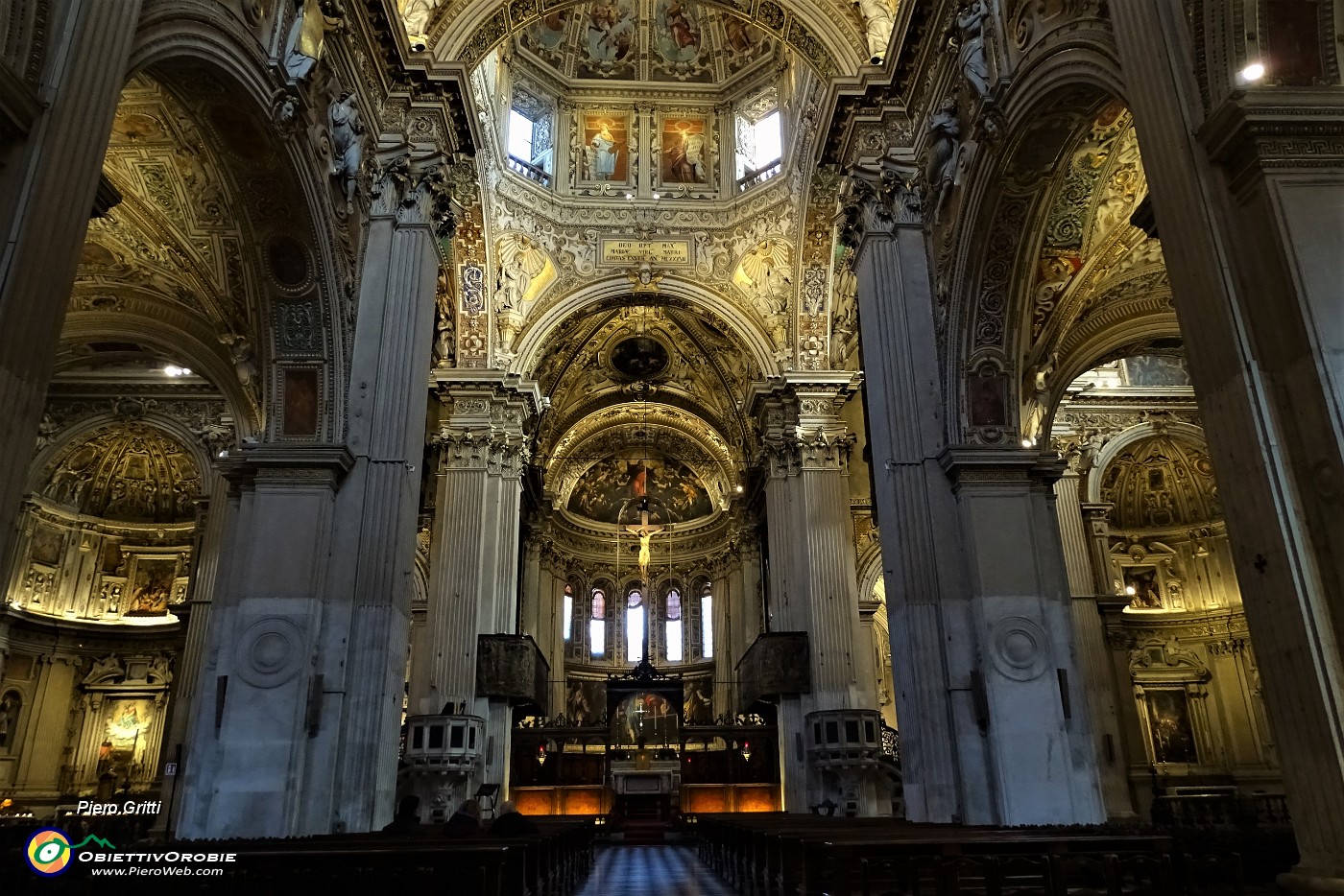 80 Interno di S.ta Maria Maggiore.JPG